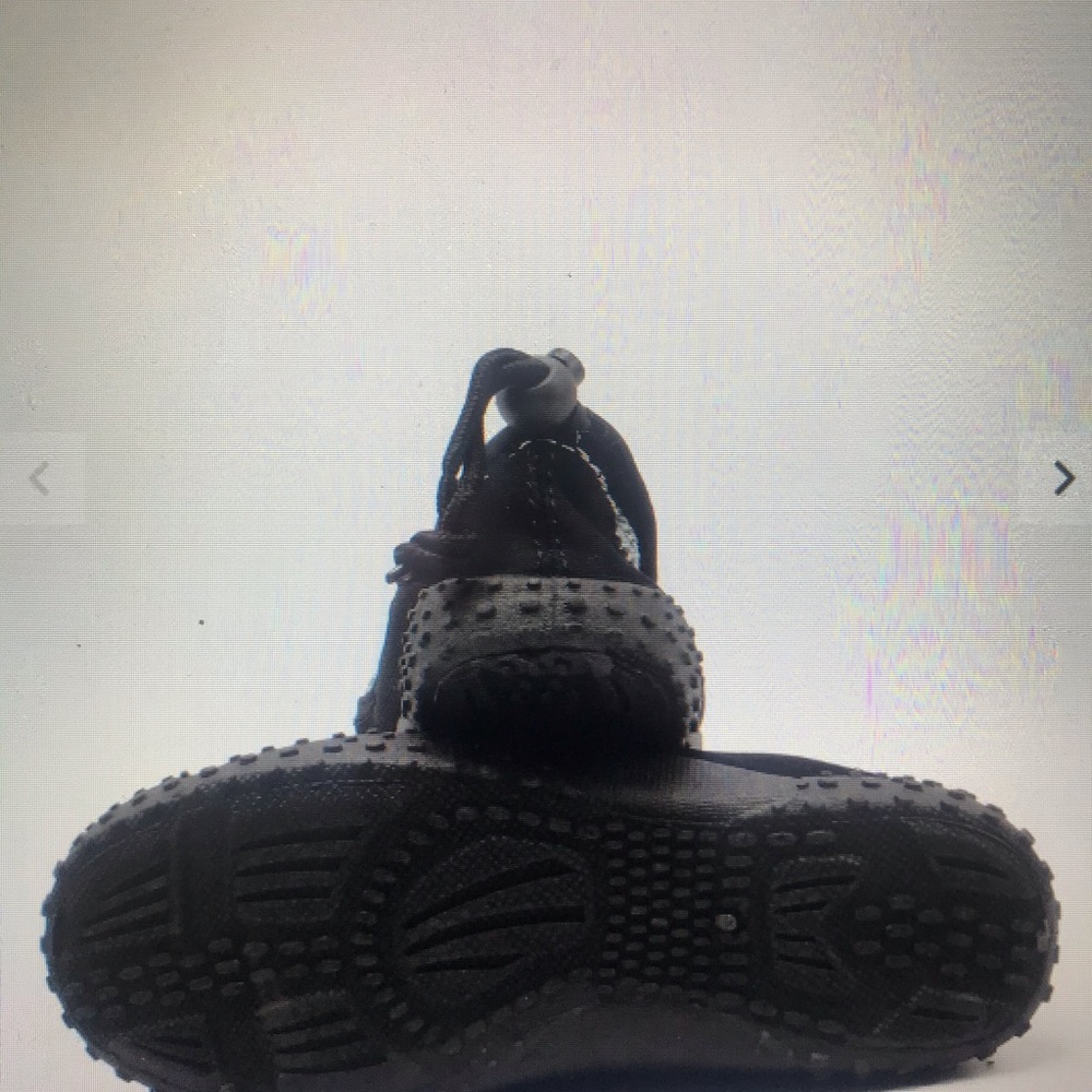 Shose - Picture 3 of 5